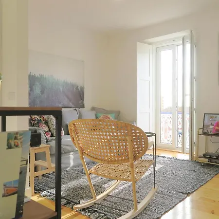 Beato Stylish & Cozy Apt - Riverside Small Balcony Apartman *