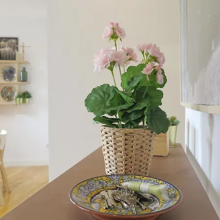 Beato Stylish & Cozy Apt - Riverside Small Balcony Apartman Lisboa