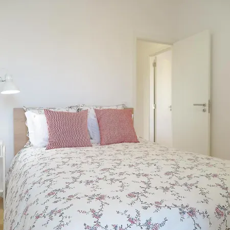 Beato Stylish & Cozy Apt - Riverside Small Balcony Lisboa